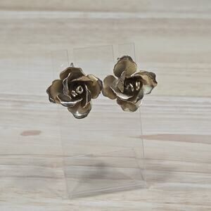 Victorian Revival Vibe Gold Tone 3D Rose Flower Clip On Earrings